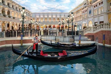 myvr venetian|Hours and Location .